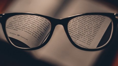 Хоумофисът и времето пред компютъра влошават зрението