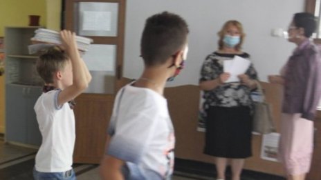 Учителите в Асеногврад искат дистанционно обучение