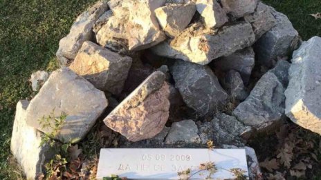 Разрушиха паметника на българи, загинали при потъването на кораба "Илинден"