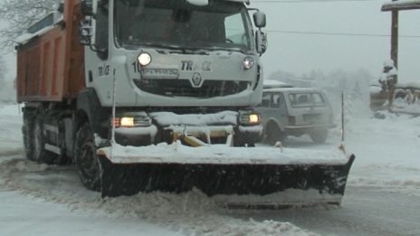 Снегът се задава тази нощ, първо в Западна България