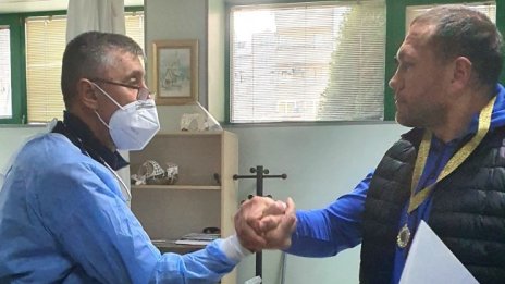 Кубрат Пулев за лекарите ни: Без храбростта им сме нищо!