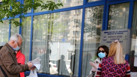 Тестовете за COVID ще се признават за разход на фирмите