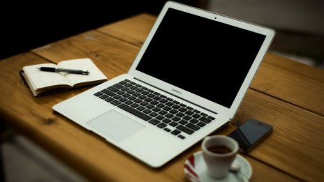 Наетите в 40% от фирмите работят дистанционно