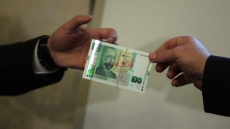 Всяка пета фирма дава бонуси по Коледа, 20% - половин заплата 