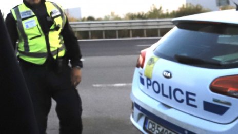 Спипаха две пияни жени зад волана за часове във Велико Търново