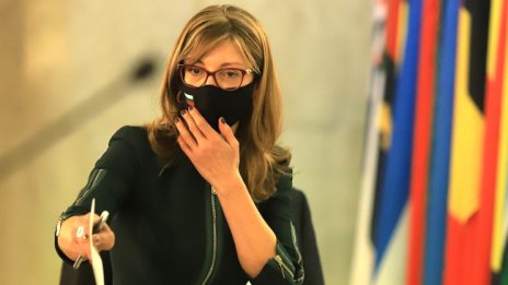 Захариева: Не всички държави в ЕС искат РСМ да стане част от съюза