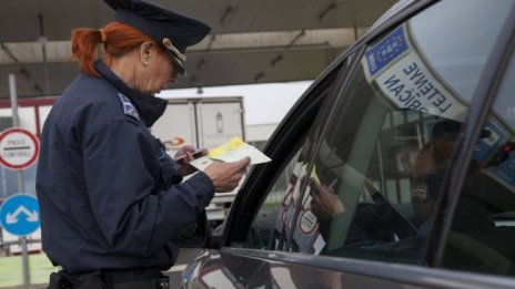 Границите на Шенген отворени, въпреки новата мутация