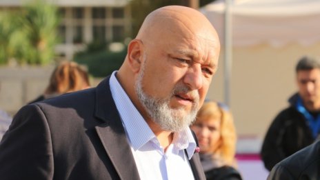 Съдийството - основен проблем на футбола, според Кралев