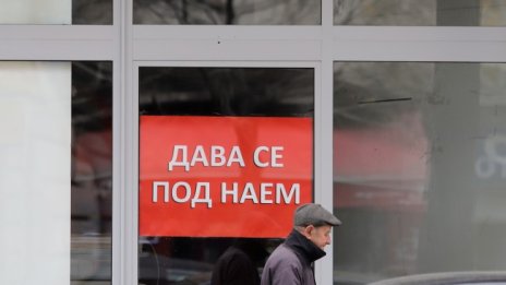 Емблематични обекти в Бургас за продан, мераклии обаче няма