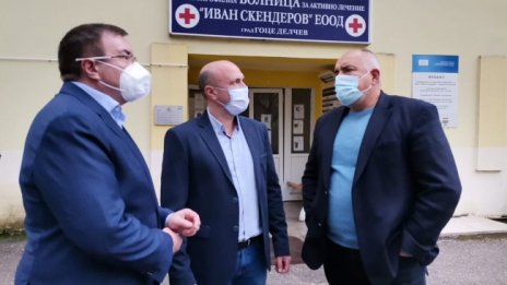 Ангелов убеден: Ваксини ще има за всички!