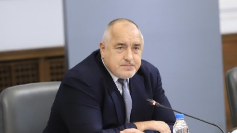 Борисов за наводненията: Пазете хората, щетите ще покрием!