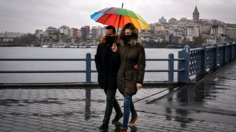 Лято, изпълнено с пътуване - възможно ли е? 