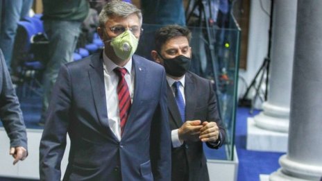 Оценката на ДПС в края на мандата: Самохвалство и лутане