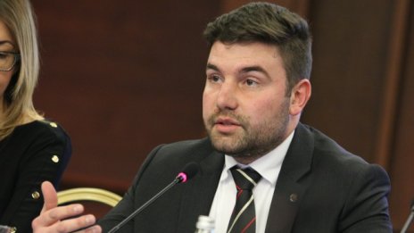 Аркади Шарков: Най-справедливо е да можеш да си купиш ваксина