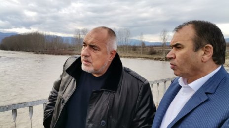 Борисов посети Хаджидимово, обеща помощ след пороите