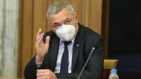 Симеонов: Който иска да гласува, да си хване самолета!