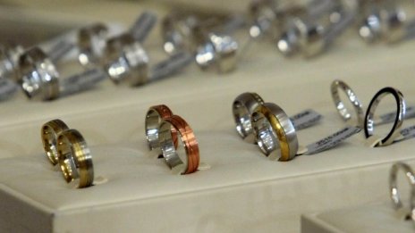 Коронавирусът спъна желанието на хората да сключват брак