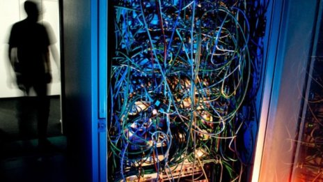 Грешка: Изтриха данни от 400 000 криминални досиета на Острова
