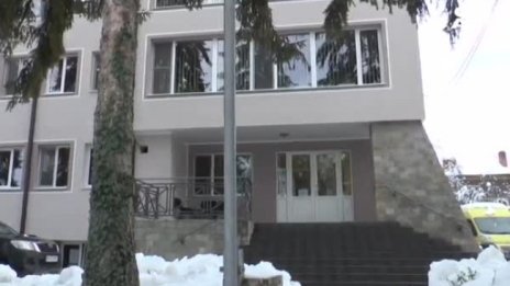 Срути се част от сцената на прословутия фестивал в Чупрене