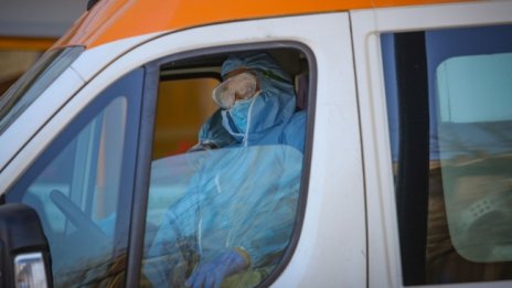 Две трети от починалите без данни за други заболявания