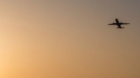 Срив в пътуванията ни, наполовина са спрямо година по-рано