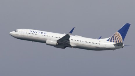 United Airlines праща 14 000 служители в принудителен отпуск