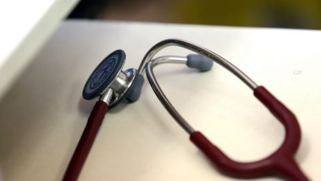 Болницата в Кюстендил пълна с COVID пациенти, бройката расте
