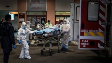 Испания предлага да приема болни от COVID-19 от Португалия