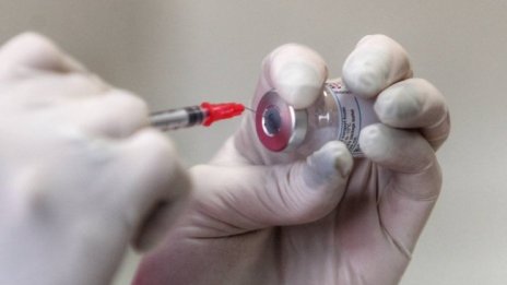 До юни ваксинираните трябвало да са 2 милиона 