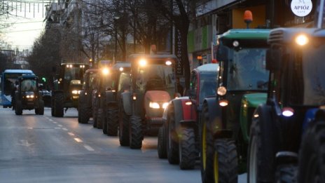 Гръцките фермери пак на протест, искат ваксини