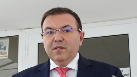 Ангелов: Ако болните са по-малко от 200 на 100 хил., няма да има други мерки