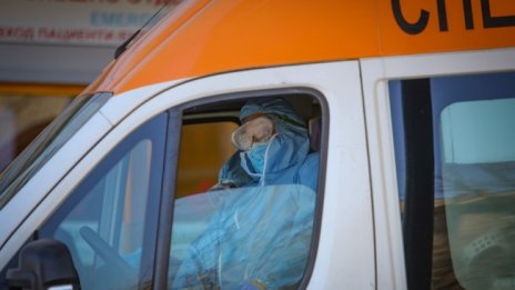 1/4 от починалите за денонощие без други болести