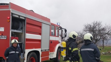 Мъж загина при пожар в ловешко село