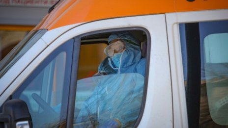46-годишен мъж сред починалите с коронавирус