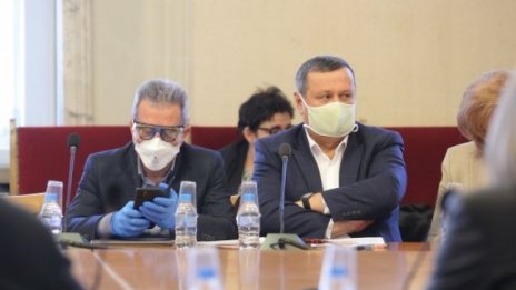 За втората пенсия активната страна е осигуреното лице