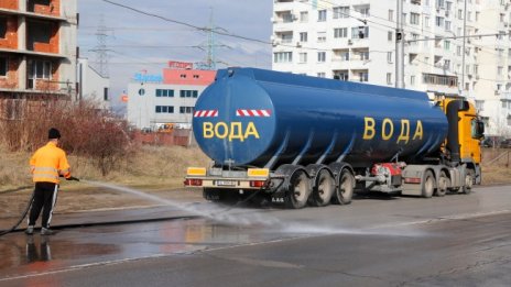 Започва миенето на улици и булеварди в София