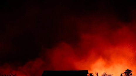 Пожар в индийски хотел отне живота на 15 души