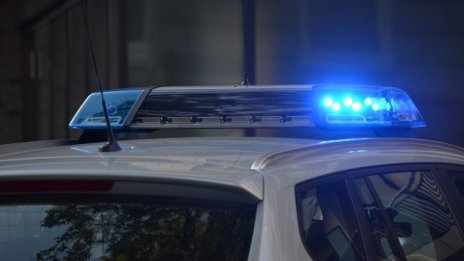 Мъж уби роднина с нож в центъра на монтанско село