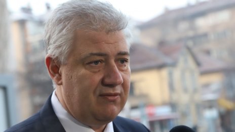 Балтов: Ще пуснем "зелените коридори", когато има повече ваксини