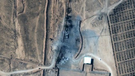 Сателитни снимки показват разрушенията от първата военна атака на Байдън 