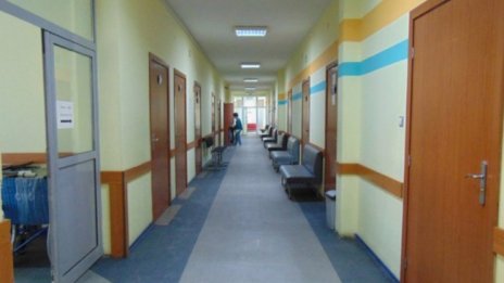 Спират плановият прием в болниците в София и Варна 