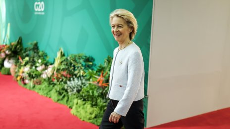 Урсула фон дер Лайен: Границите на Украйна не могат да бъдат променяни със сила