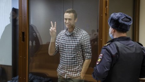 Навални отново е преместен на неизвестно засега място