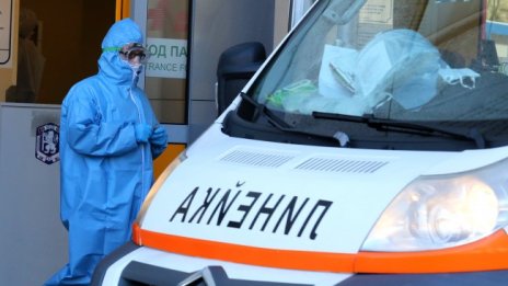 Новите случаи на коронавирус са 679, над 7100 са в болници