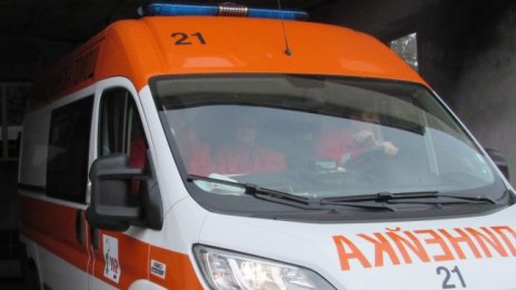 Шофьор е починал, джипът му паднал от скат в с. Забърдо