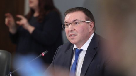 Първи сме по смъртност на Балканите, Ангелов: Ще се справим с третата вълна