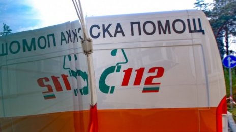 Бой между две ромски фамилии вкара трима в болница