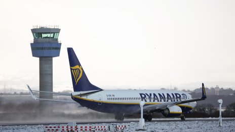 Ryanair толкова закъснява в Айндховен, че започна да губи слотове на летището