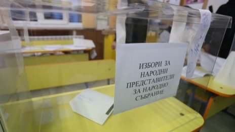 Изборният ден в Турция: Хаос пред избирателните секции
