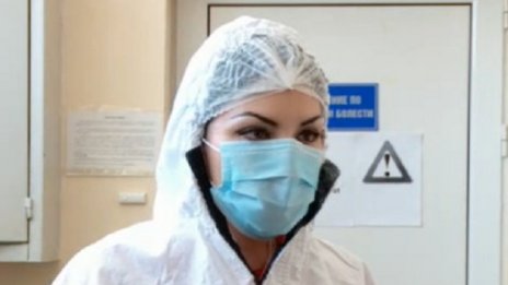 Болногледачка се отказа да гласува, избра пациентите